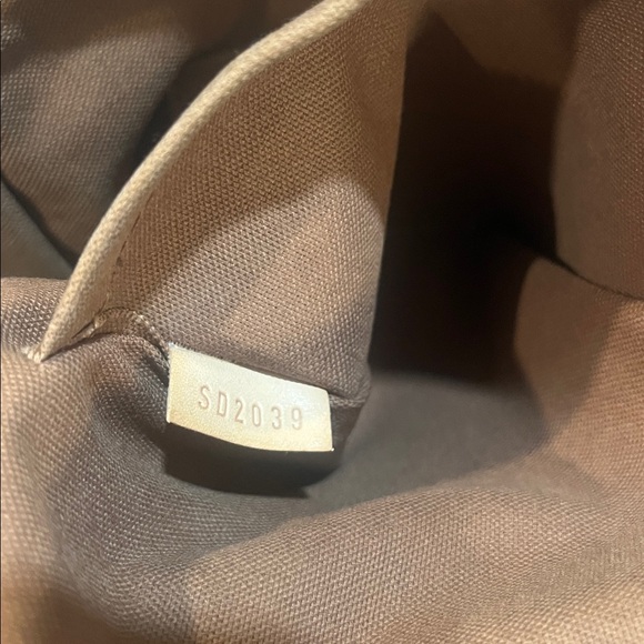 Louis Vuitton Monogram Tivoli GM - Picture 16 of 16